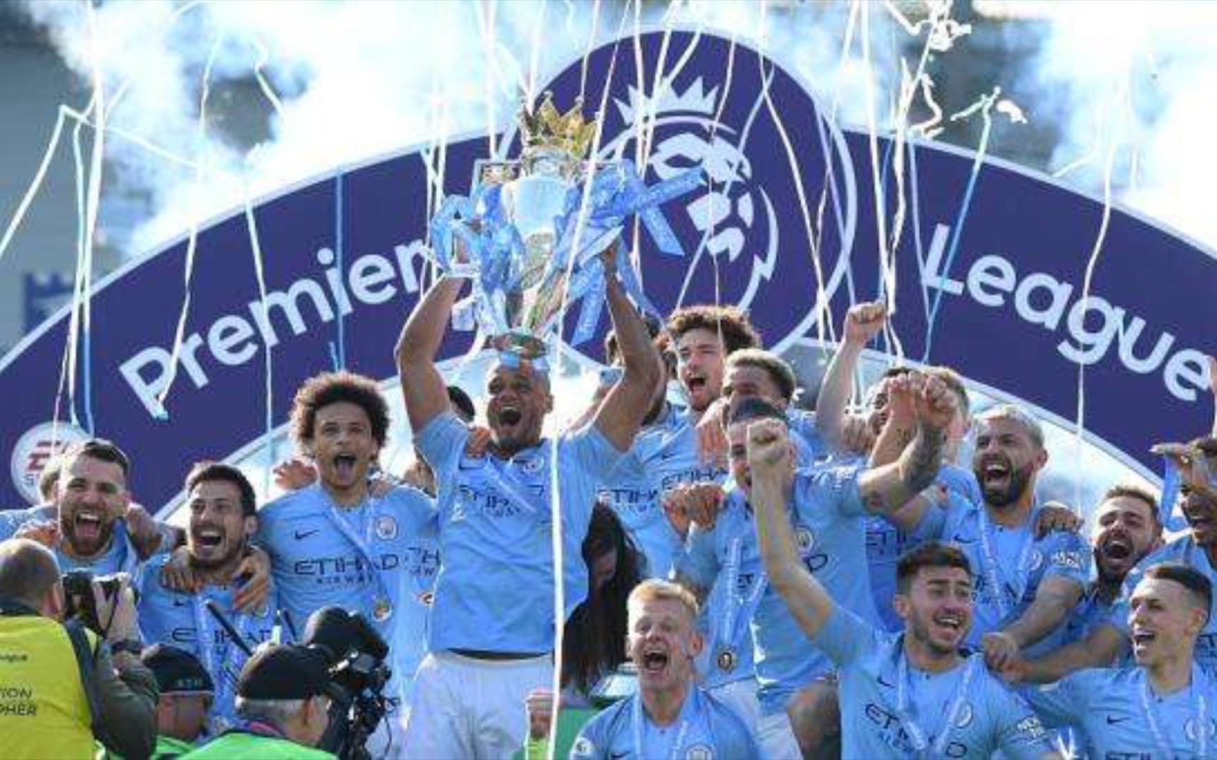 最终夺得了 最终夺得了